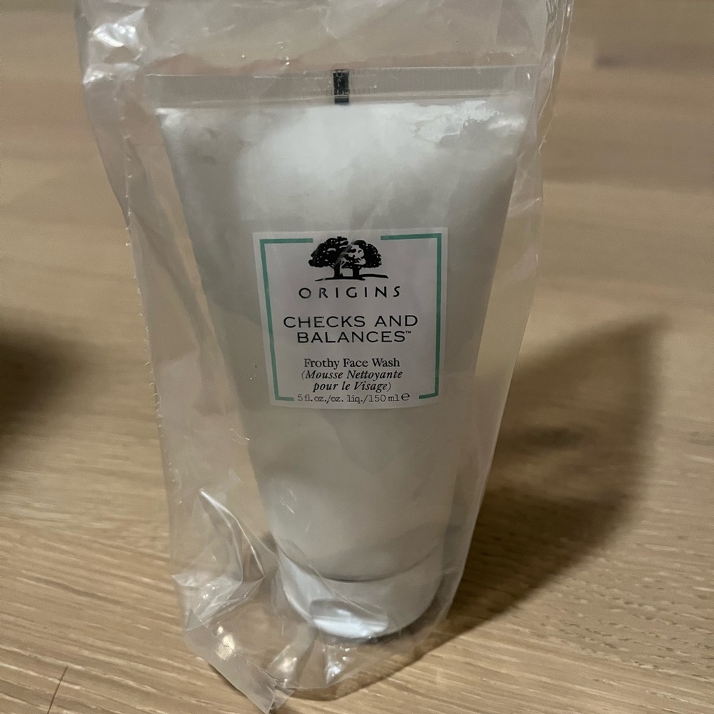 ORIGINS Checks and Balances Frothy Face Wash